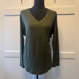 Korye Army Green Tunic Sweater, Size M